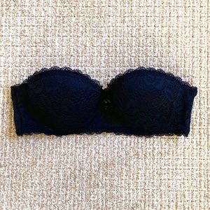 Black Lace Strapless Bra